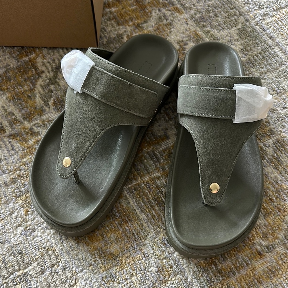 Platform thong sandals